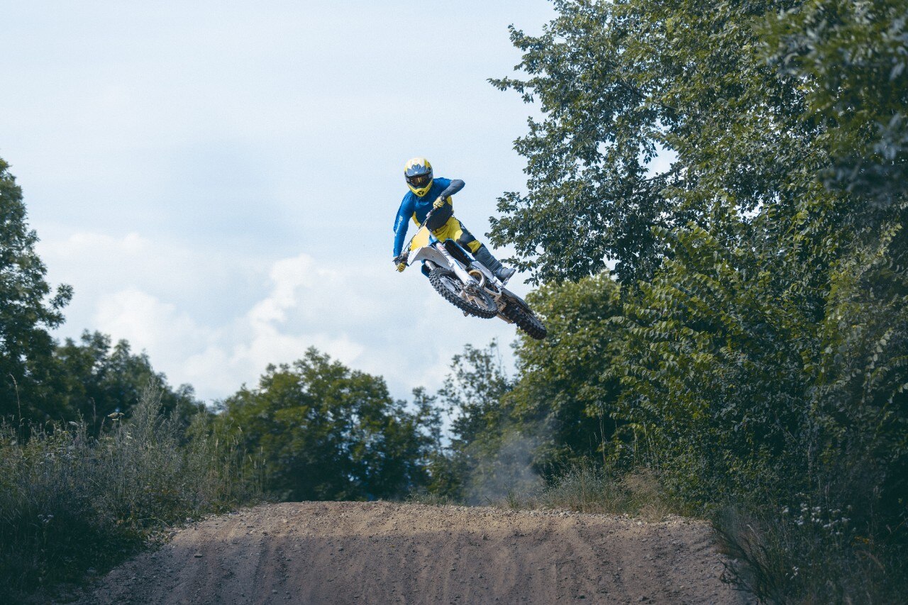 Husqvarna presenta la gamma 2025 “limited edition” Heritage 